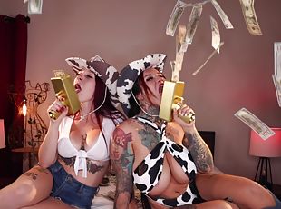 Tattooed cowgirl Aspen Jade fucks Sabien Demonia