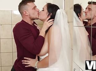 VIP4K. Being locked in the bathroom, the sexy girlfriend wastes no time and seduces a random guy