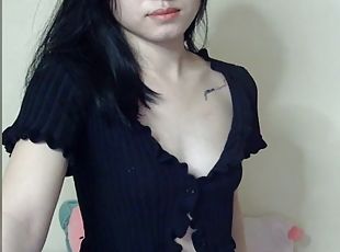 Vietnamese teen