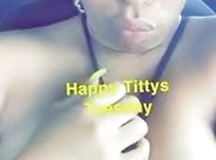 Titty Tuesday w/ ZolaFoxxx in tha Carwash