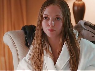 Amanda seyfried  julianne moore - chloe 2009