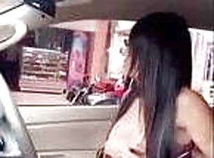 Amazing exhibitionist ladyboy cums in her car