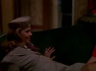 Stunning Blonde Kathleen Turner Shows Her Sexy Long Legs In Stockings