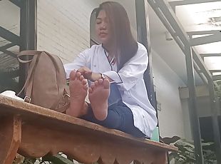 Spying On Asian Feet 