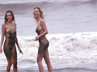 Clover And Black Beach Bali Shoot With Natalia Black