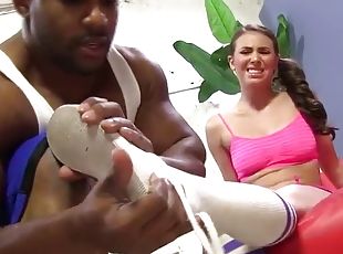 Interracial foot fetish sex with keysi kalvert