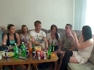 borracha, orgía, fiesta, ruso, amateur, babes, hardcore, universidad, cachonda, realidad