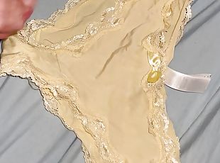 Cum on yellow panties! 