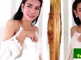 Gorgeous Thai Ladyboy