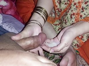 Instae - Babysitter Ny Di Blowjob Aur Handjob Ky Bad Mera Pani Hath Py Nikala