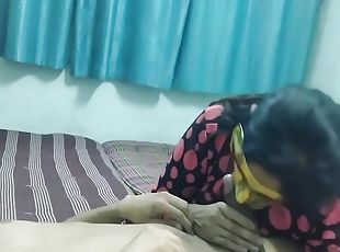 Ammi Jaan Ki Hawas Mitane Ke Liye Beta Khud Ko Bola Ammi Jaan Aap Mere Dost Ke Sath Sex Karlo