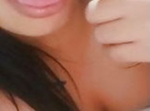 Te gustaria sentir mis labios???