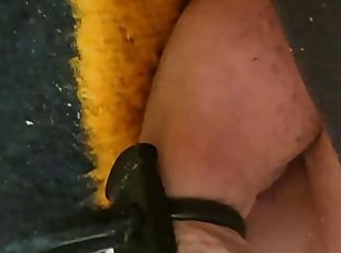 Cumshot with vibrator and handjob