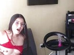 My stepsister is delighted that I masturbate her with the vibrator