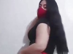 Envío un video caliente de mí masturbándome y se vuelve viral en las redes sociales